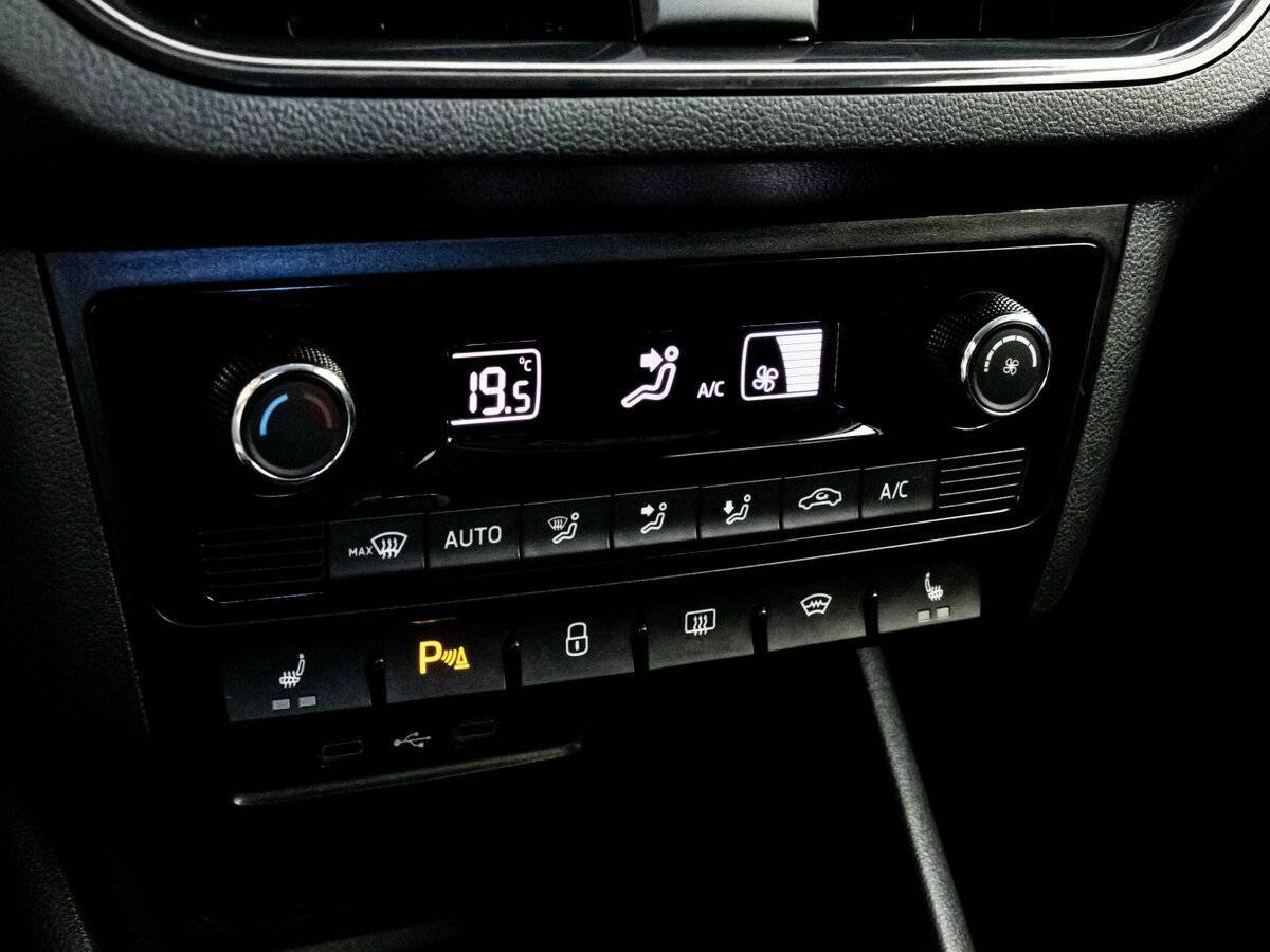 Volkswagen Polo, 2020 Фото №17