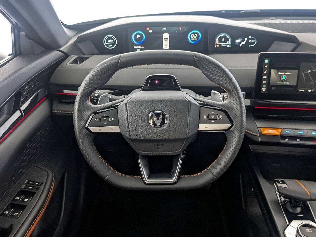 Changan UNI-V, 2024 Фото №21