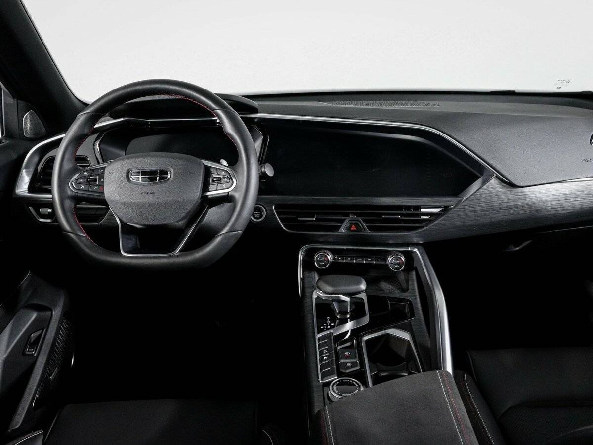Geely Tugella, 2024 Фото №12