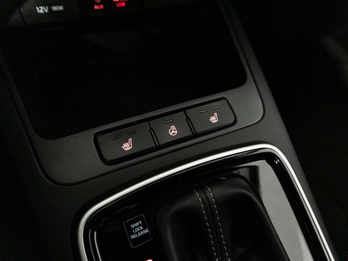 Kia Rio X-Line, 2018 Фото №17