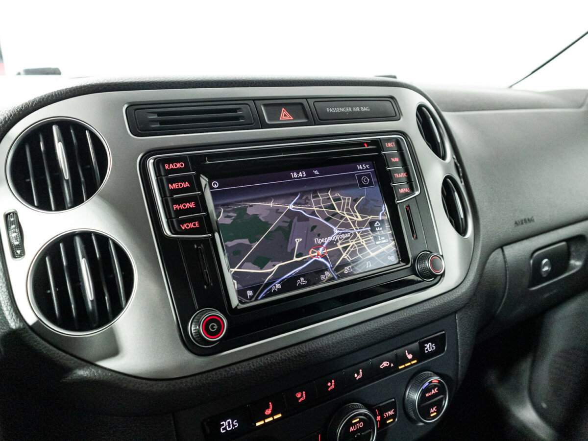 Volkswagen Tiguan, 2016 Фото №17