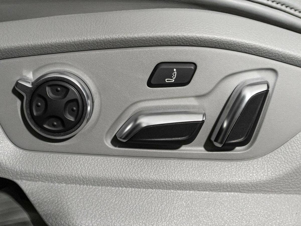 Audi Q7, 2017 Фото №16