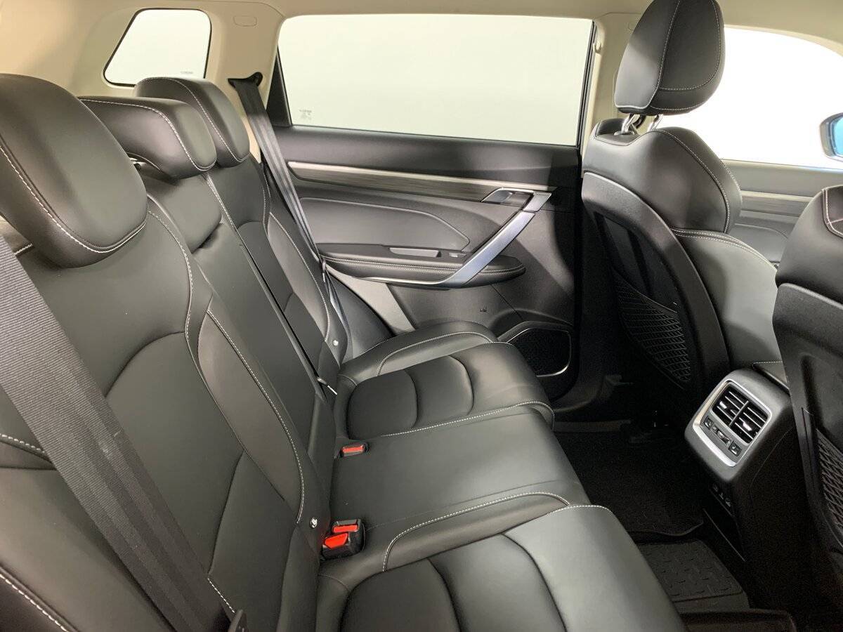 Geely Atlas Pro, 2023 Фото №18