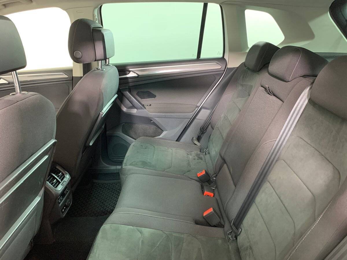 Volkswagen Tiguan, 2019 Фото №19