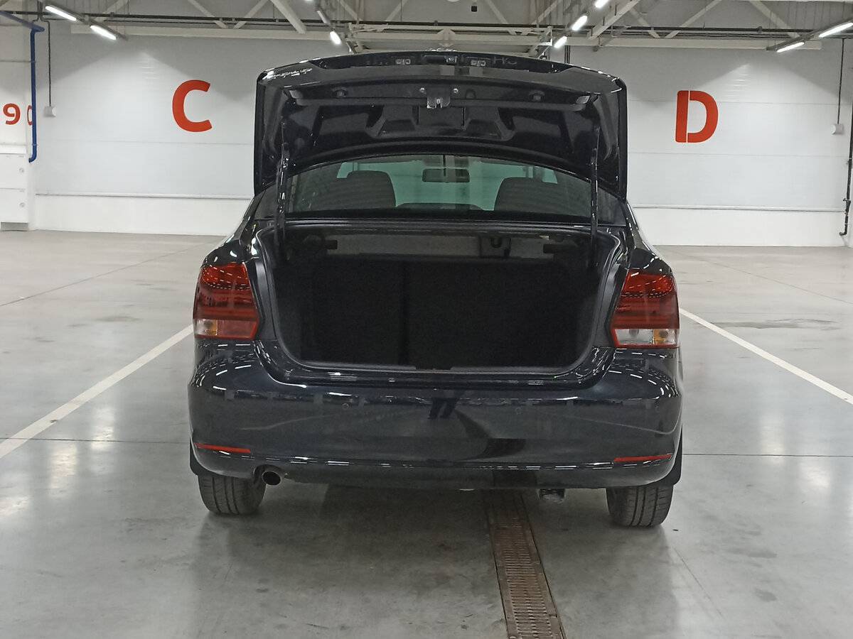 Volkswagen Polo, 2018 Фото №10