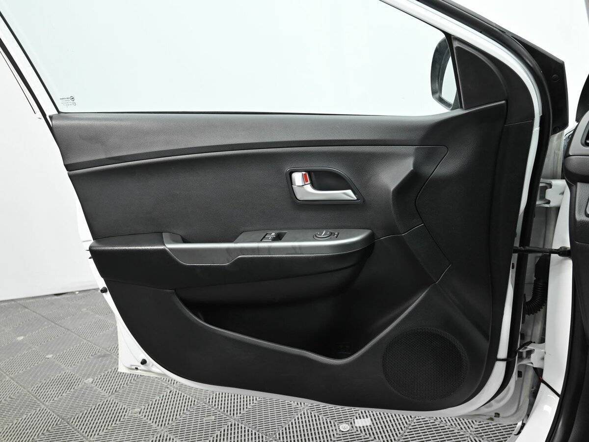 Kia Rio, 2013 Фото №7