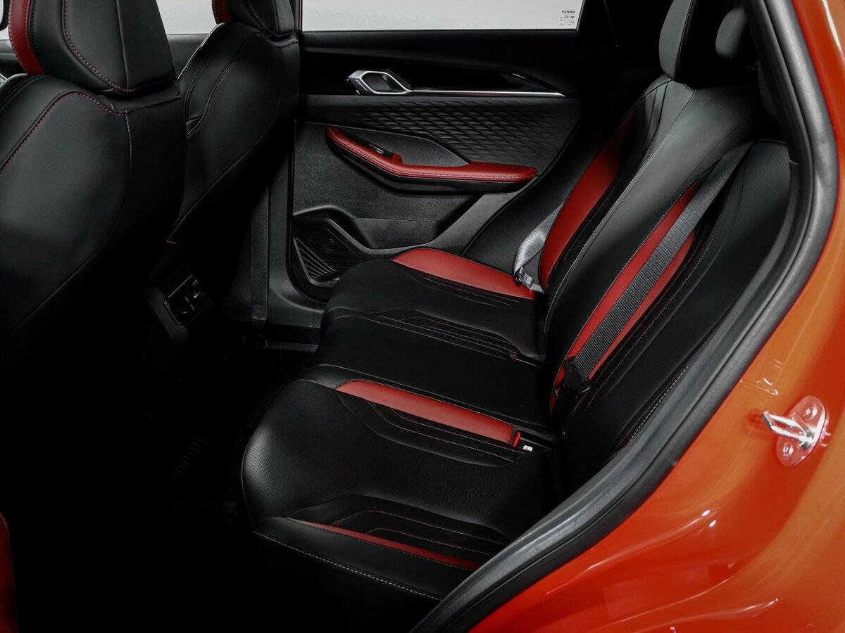 Geely Coolray, 2024 Фото №10