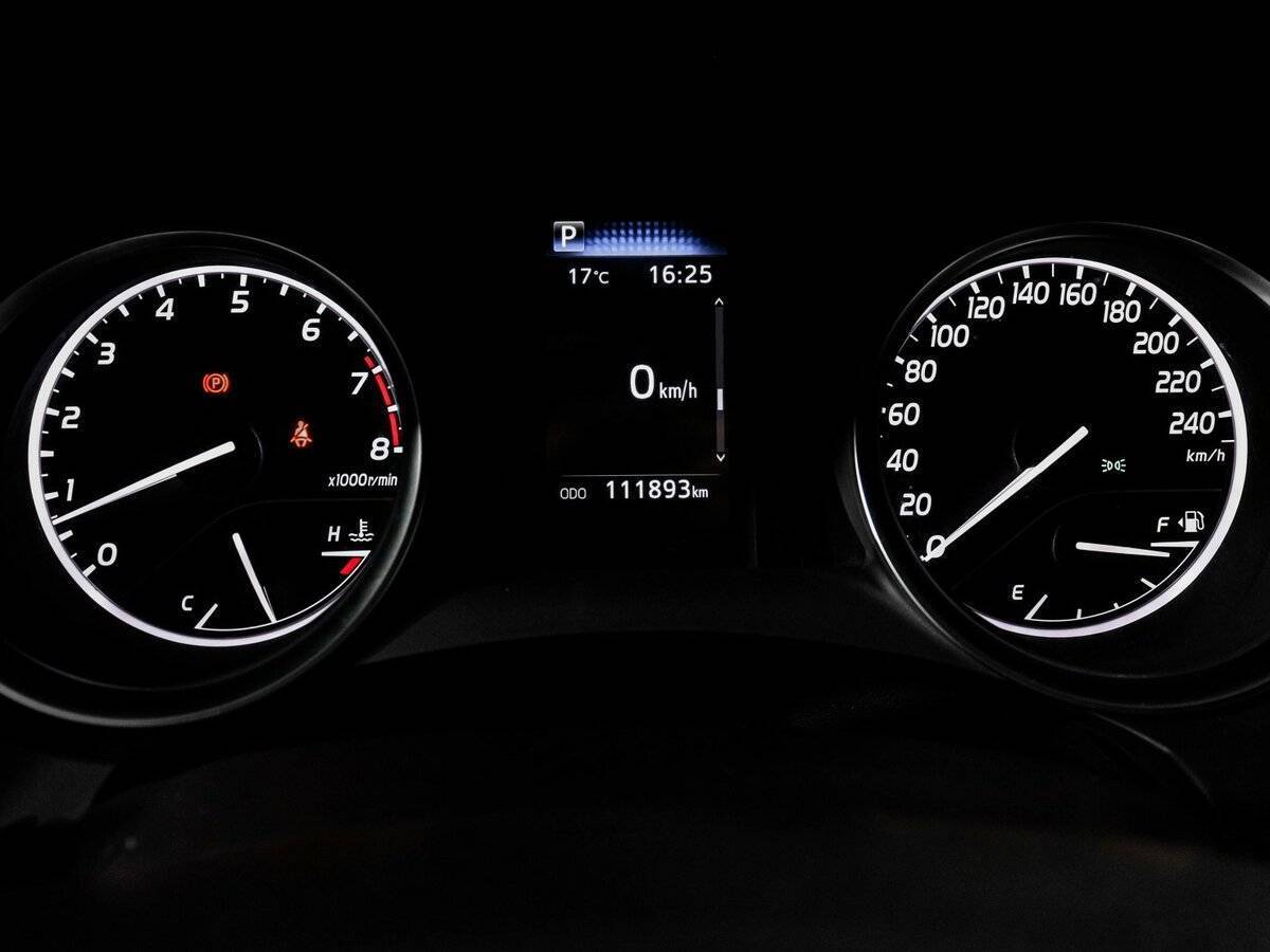 Toyota Camry, 2021 Фото №11