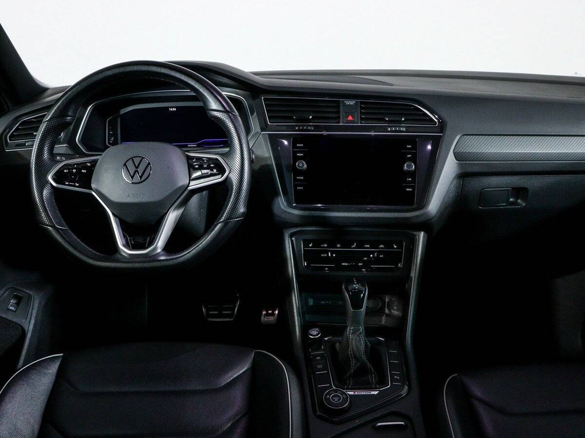 Volkswagen Tiguan, 2021 Фото №12