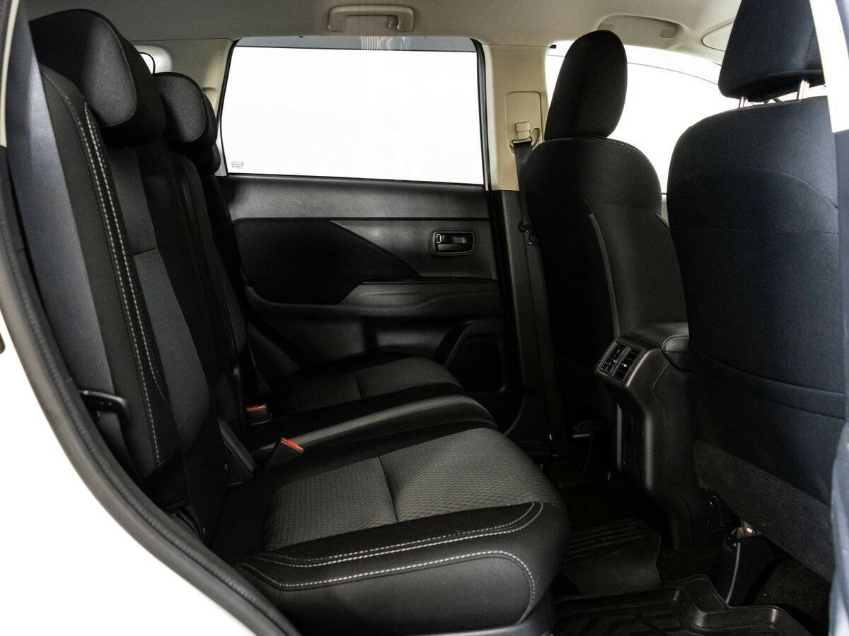 Mitsubishi Outlander, 2019 Фото №16