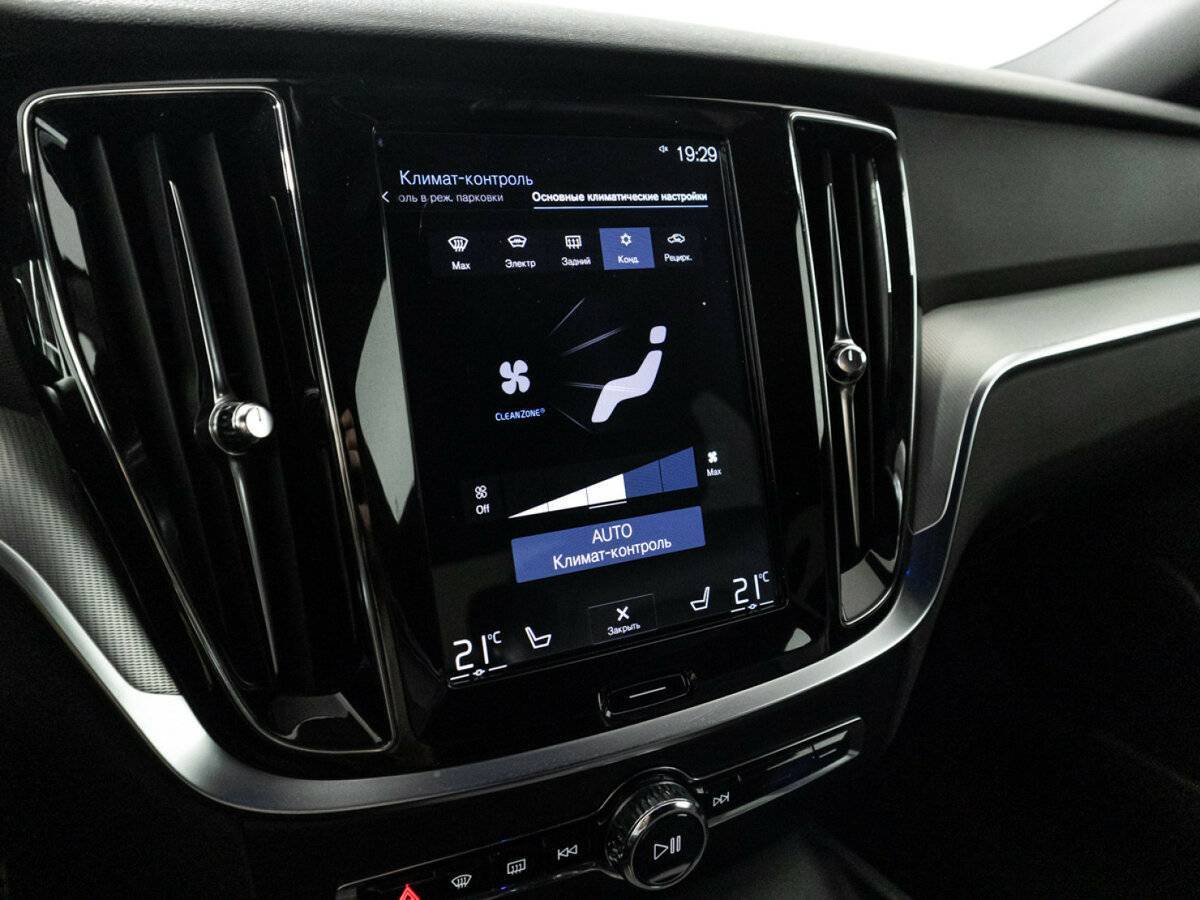 Volvo S60, 2019 Фото №19