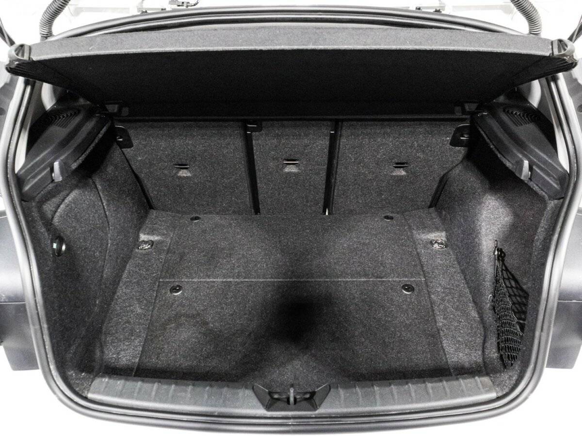 BMW 1 серии 118i, 2018 Фото №15