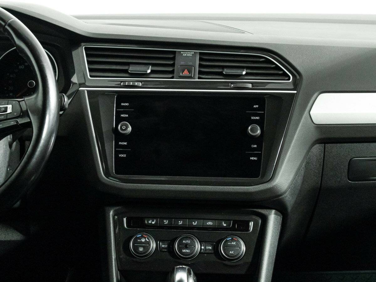 Volkswagen Tiguan, 2019 Фото №14