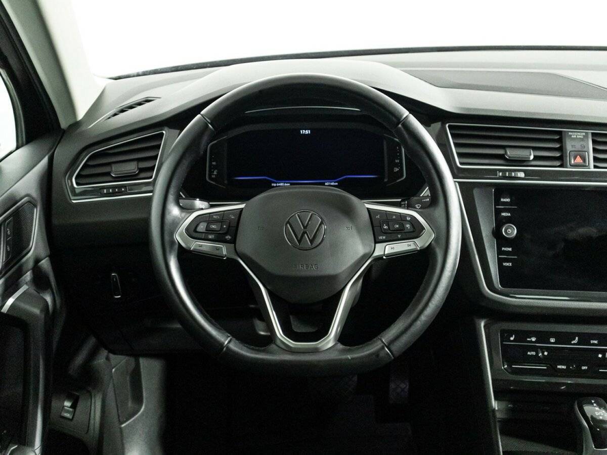 Volkswagen Tiguan, 2021 Фото №23