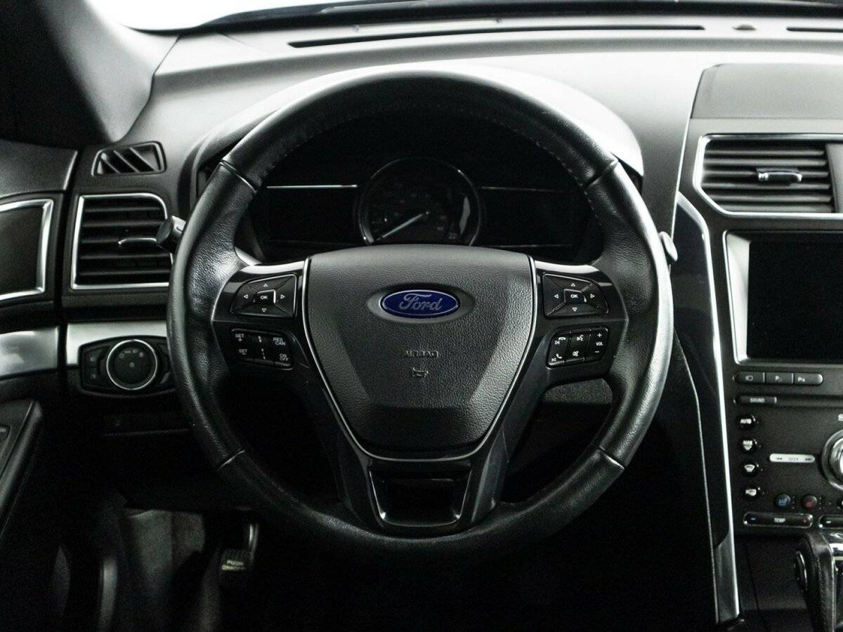 Ford Explorer, 2018 Фото №23