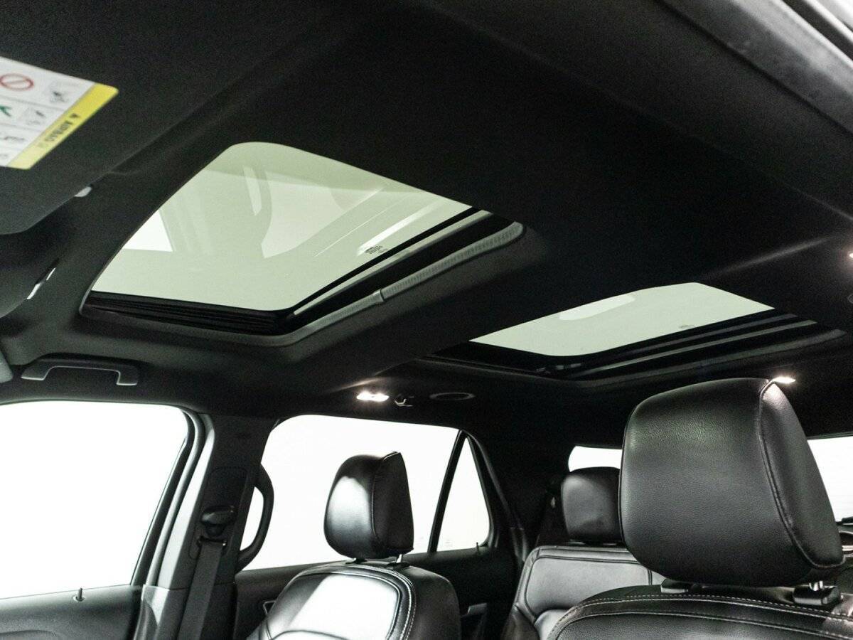 Ford Explorer, 2018 Фото №25