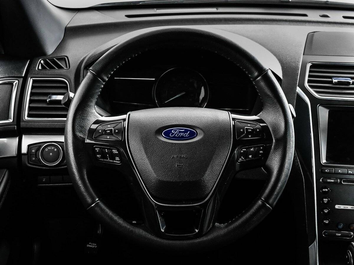 Ford Explorer, 2018 Фото №12