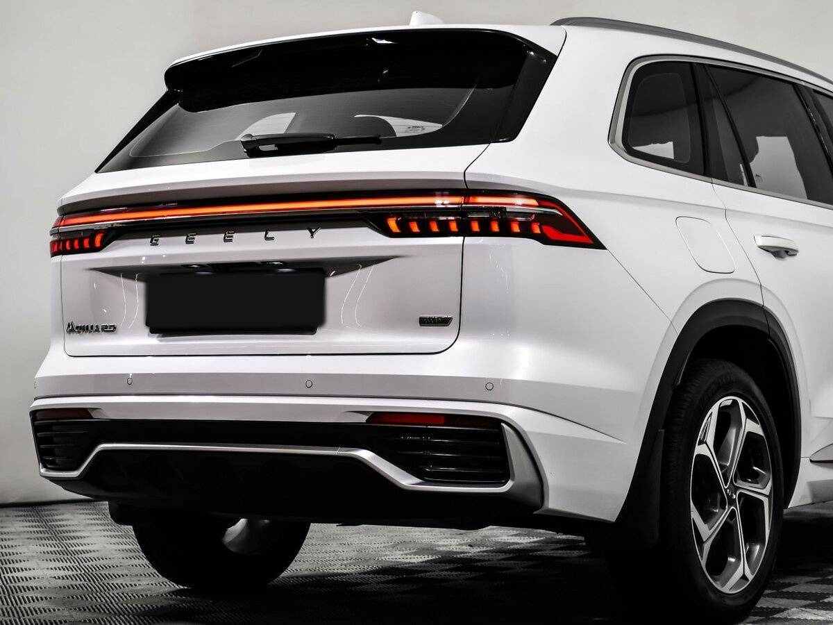 Geely Monjaro, 2023 Фото №29