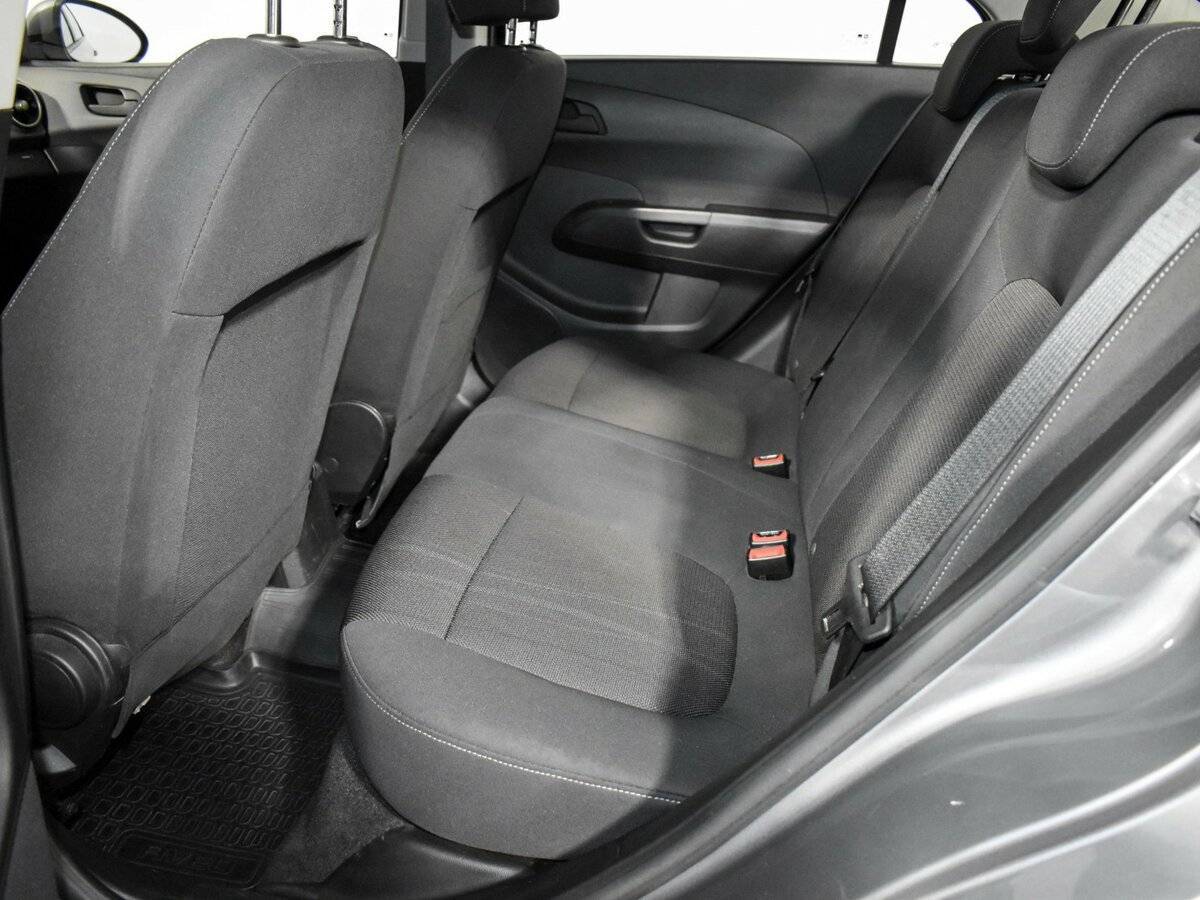 Chevrolet Aveo, 2012 Фото №11