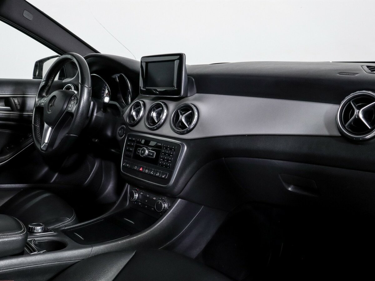 Mercedes-Benz GLA 250 I (X156), 2015 - 98 500 км. | Фото №7