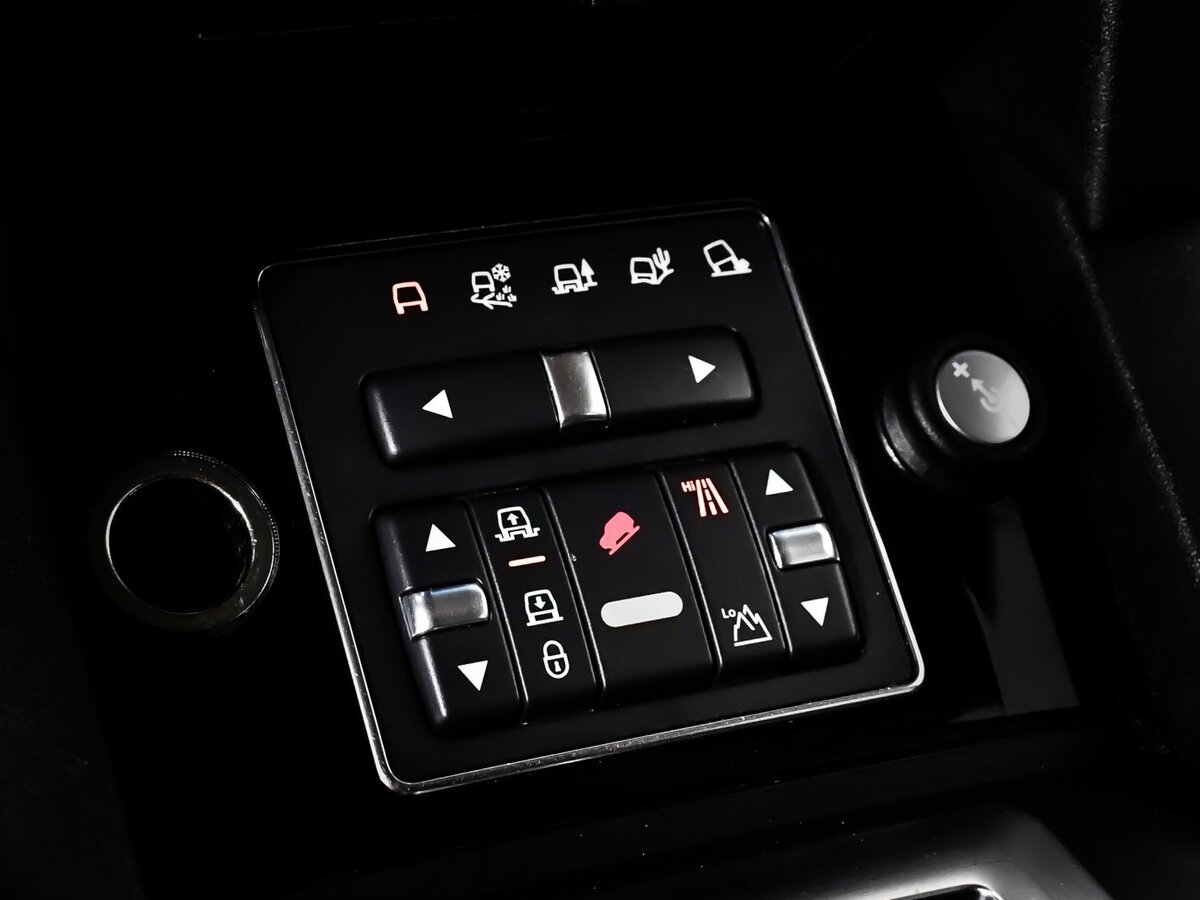 Land Rover Discovery IV Рестайлинг, 2013 Фото №16