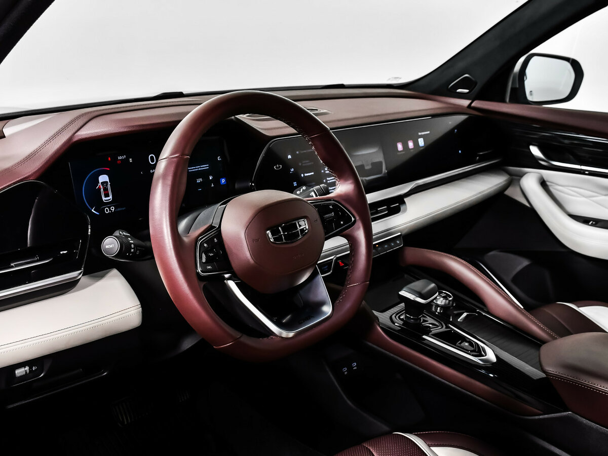 Geely Monjaro I, 2023 Фото №9