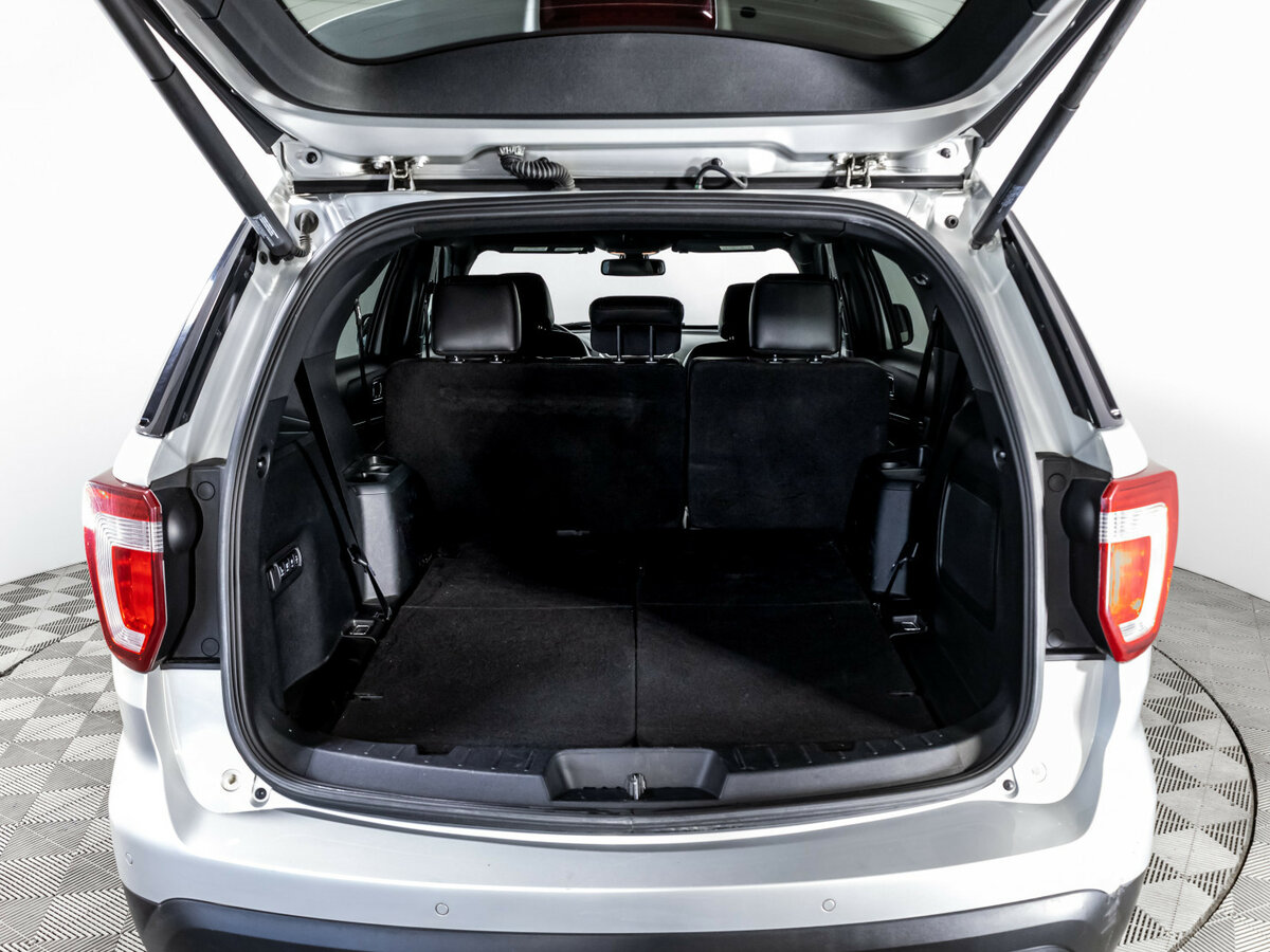 Ford Explorer V Рестайлинг, 2018 Фото №15