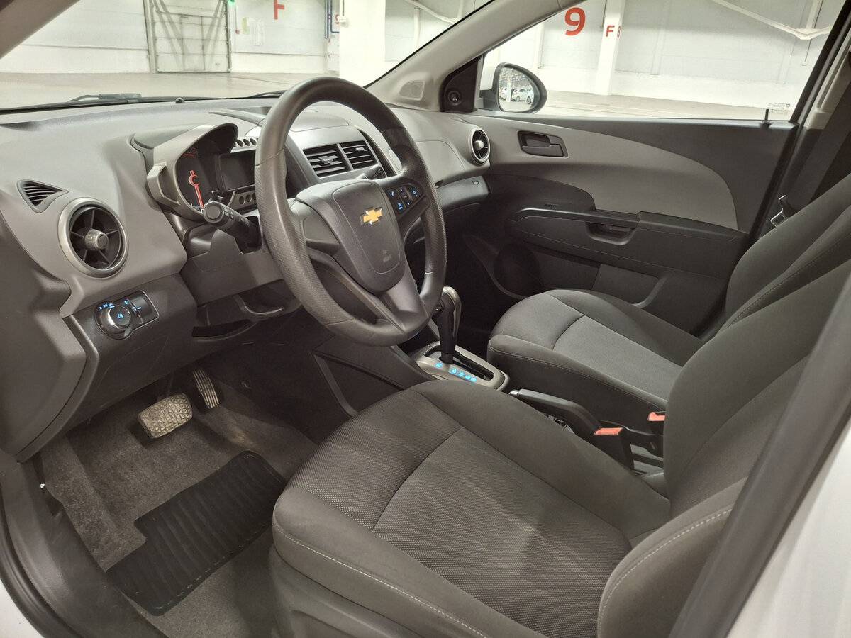 Chevrolet Aveo II, 2015 Фото №15