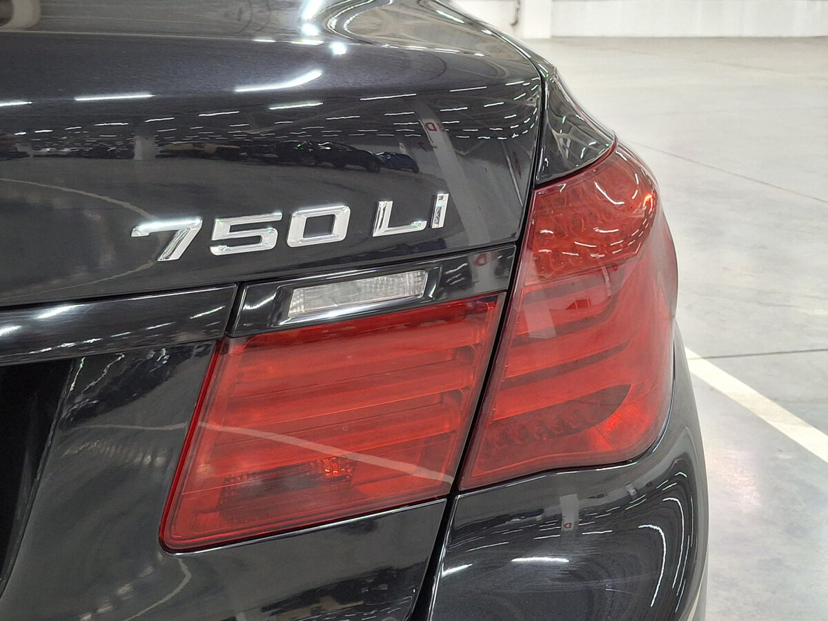 BMW 7 серии Long 750Li xDrive V (F01/F02/F04), 2012 Фото №9