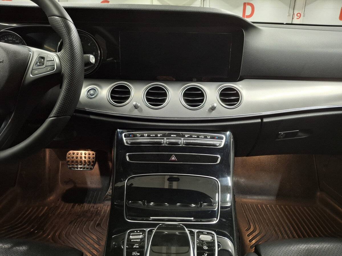 Mercedes-Benz E-Класс 220 d V (W213, S213, C238), 2018 Фото №14