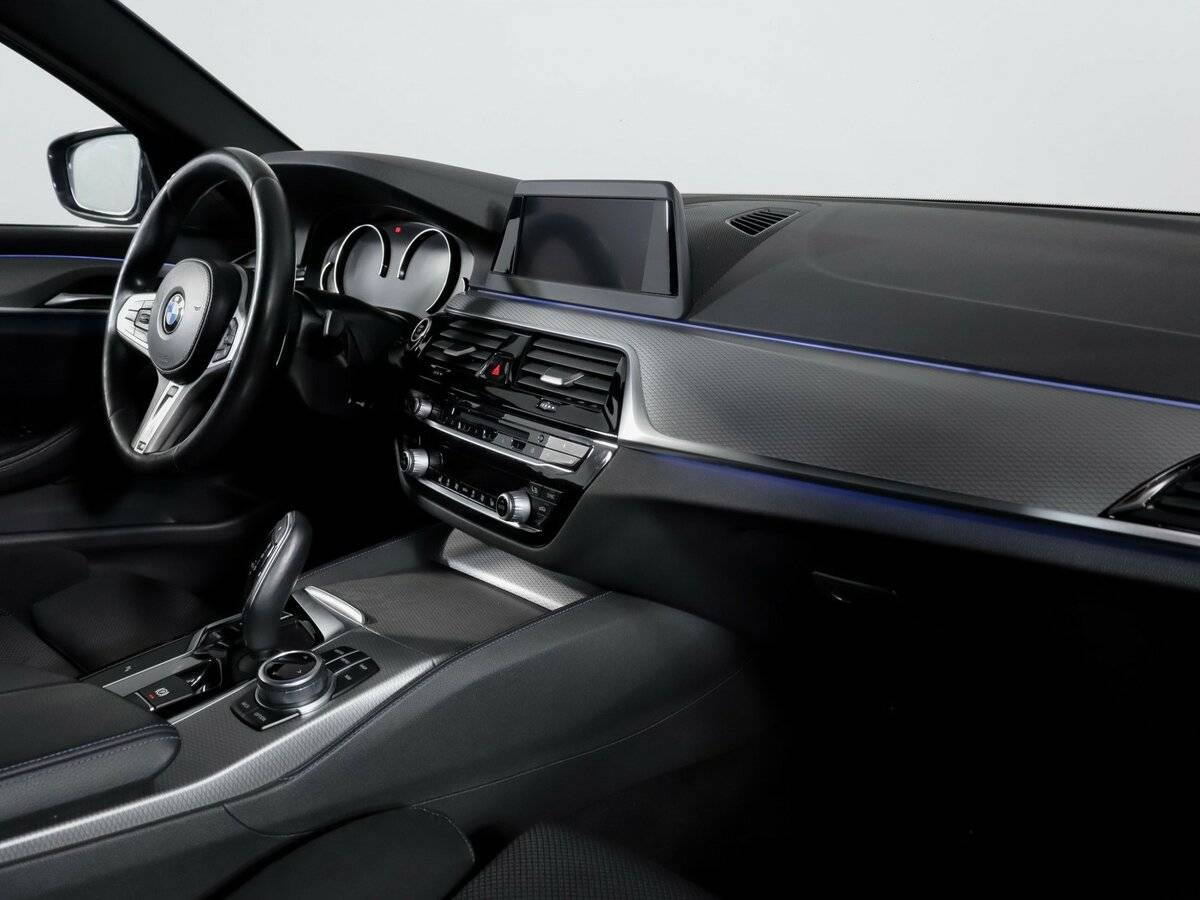 BMW 5 серии 520d xDrive VII (G30/G31), 2018 Фото №9