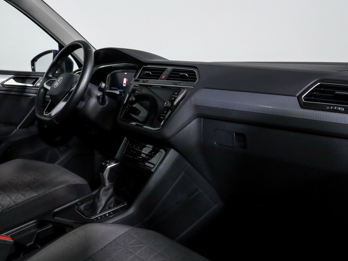 Volkswagen Tiguan II Рестайлинг, 2021 - 54 100 км. | Фото №7