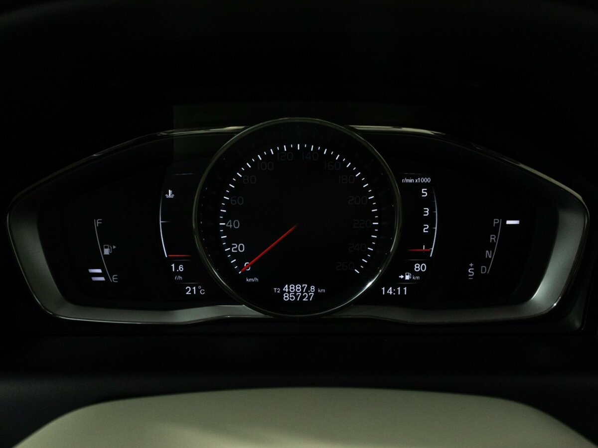 Volvo XC60 I Рестайлинг, 2016 Фото №11