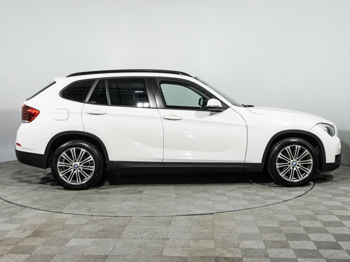 BMW X1 18i I (E84) Рестайлинг, 2013 Фото №4