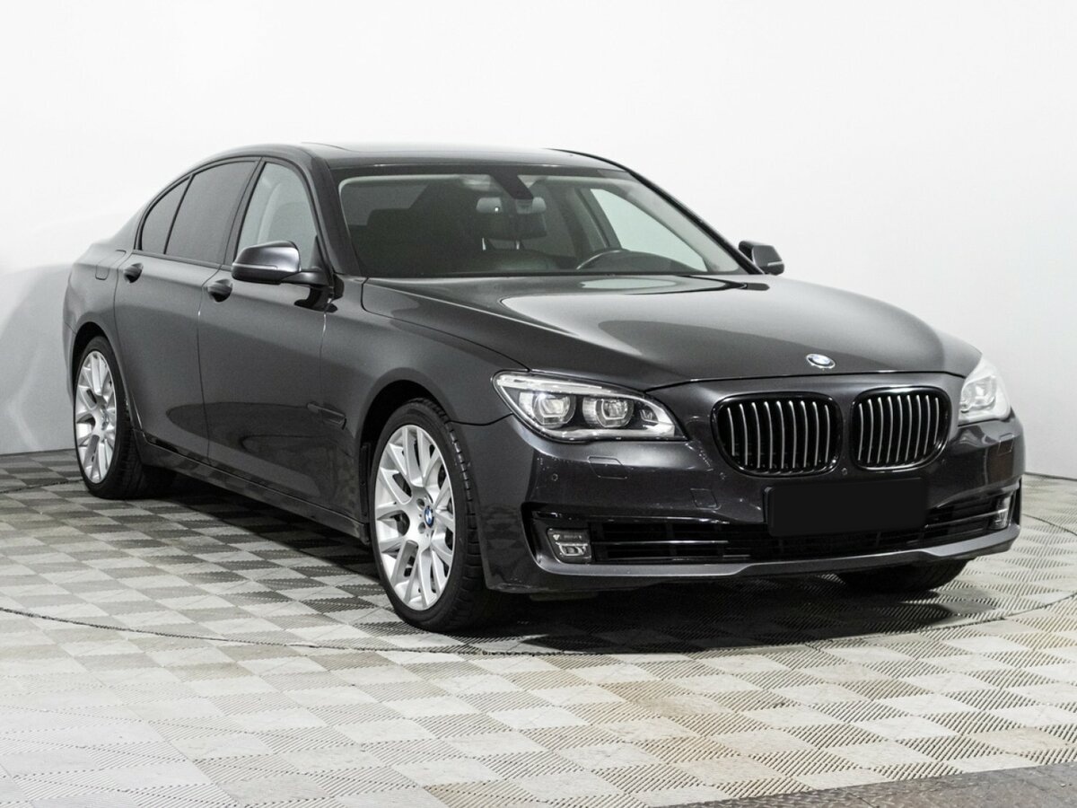 BMW 7 серии 740d xDrive V (F01/F02/F04) Рестайлинг, 2013 Фото №3