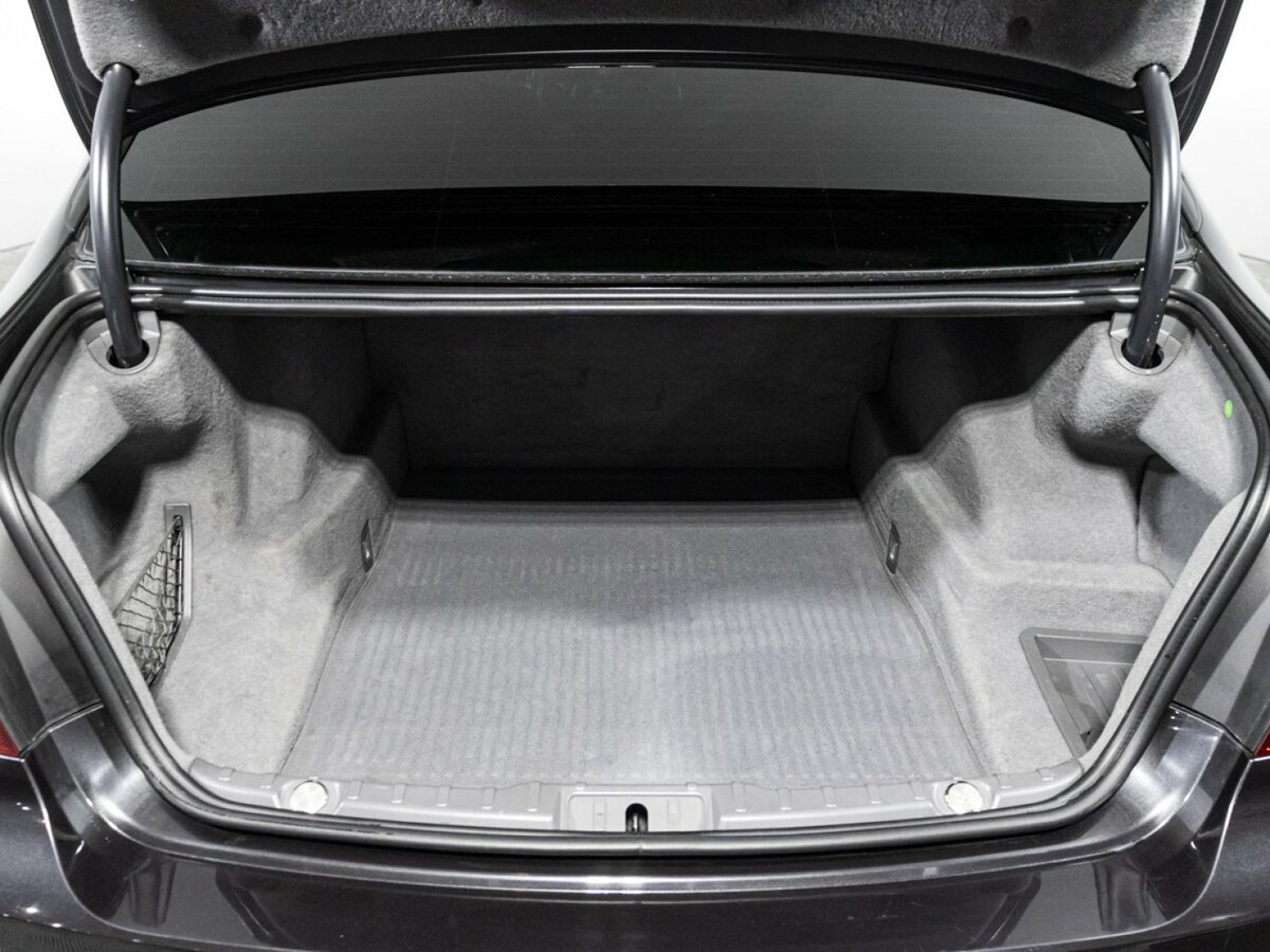 BMW 7 серии 740d xDrive V (F01/F02/F04) Рестайлинг, 2013 Фото №25