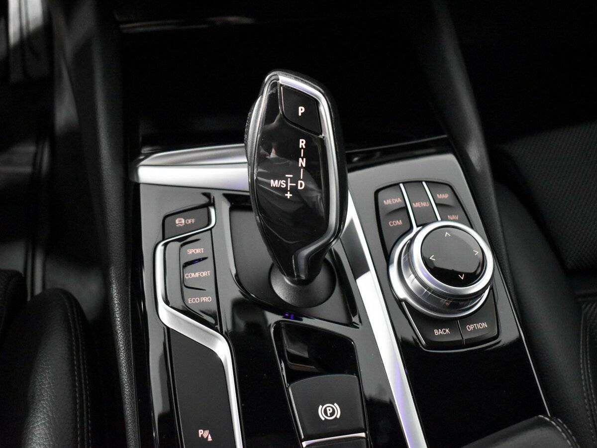 BMW 5 серии 520d VII (G30/G31), 2017 Фото №8