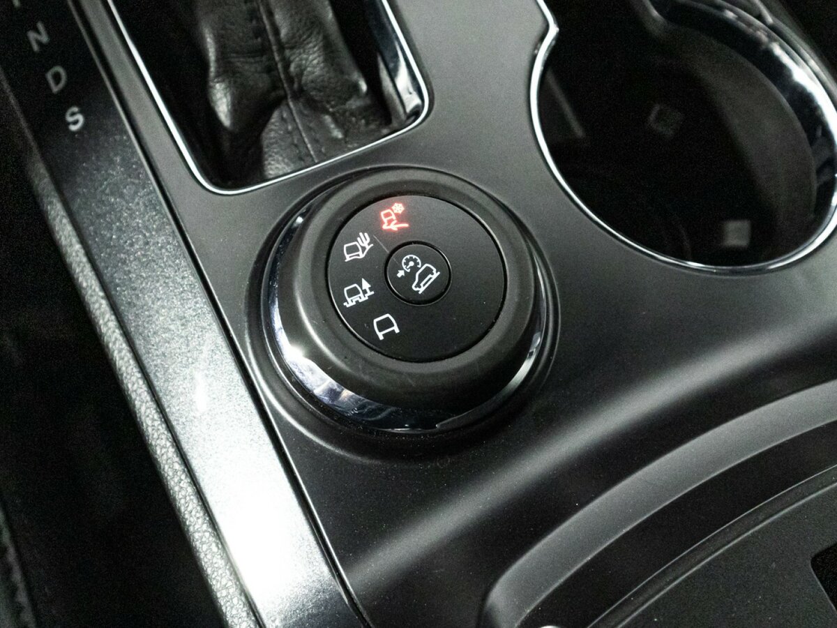 Ford Explorer V Рестайлинг 2, 2019 Фото №15