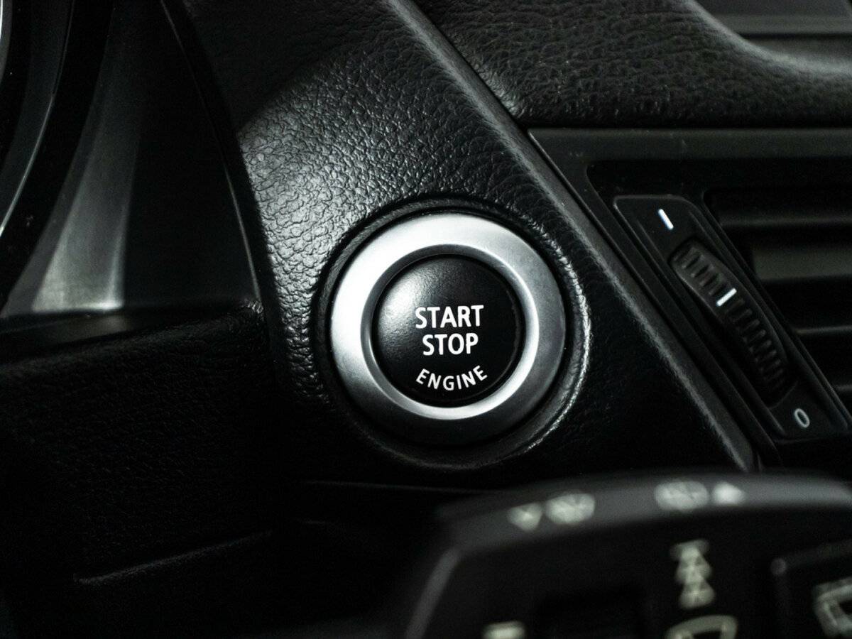 BMW X1 20d I (E84) Рестайлинг, 2014 Фото №16