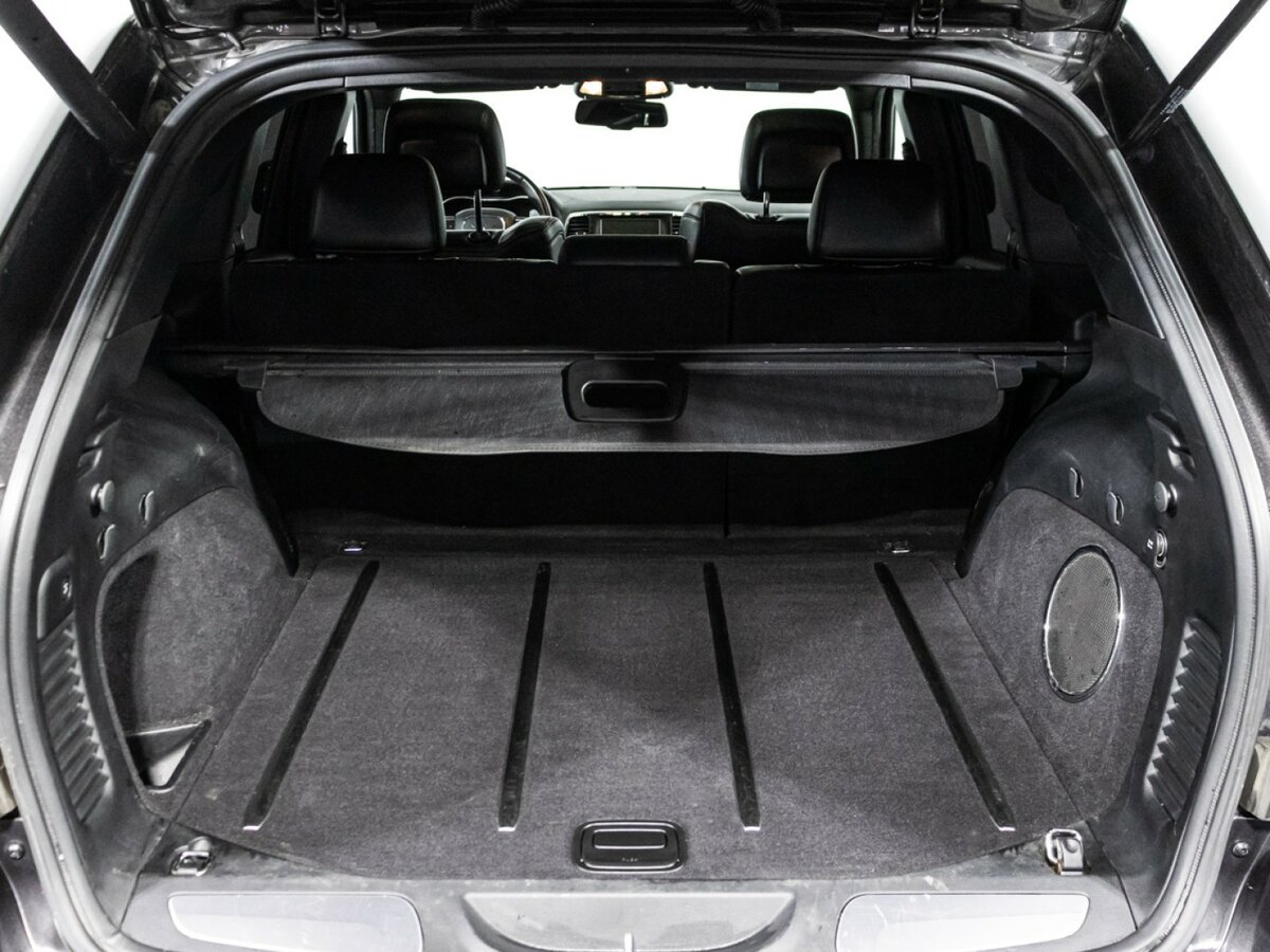 Jeep Grand Cherokee SRT IV (WK2) Рестайлинг, 2014 Фото №22