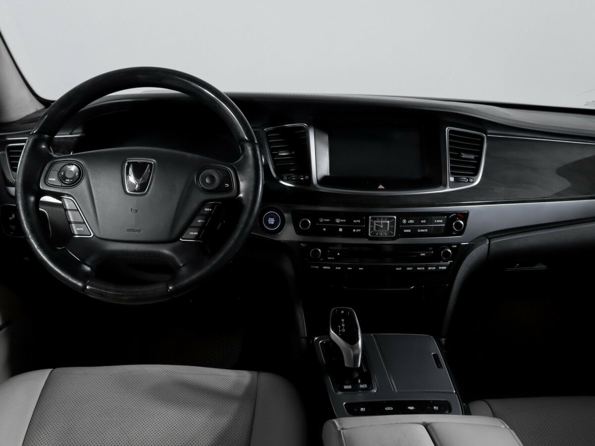 Hyundai Equus II Рестайлинг, 2013 Фото №12