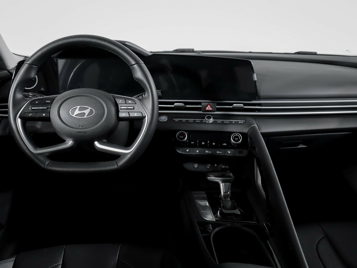 Hyundai Elantra VII (CN7) Рестайлинг, 2024 Фото №10