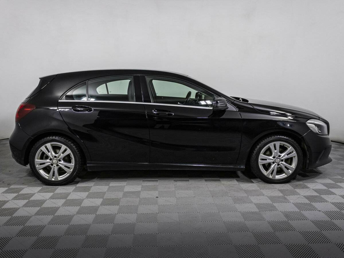 Mercedes-Benz A-Класс 180 III (W176) Рестайлинг, 2016 - 135 781 км. | Фото №4