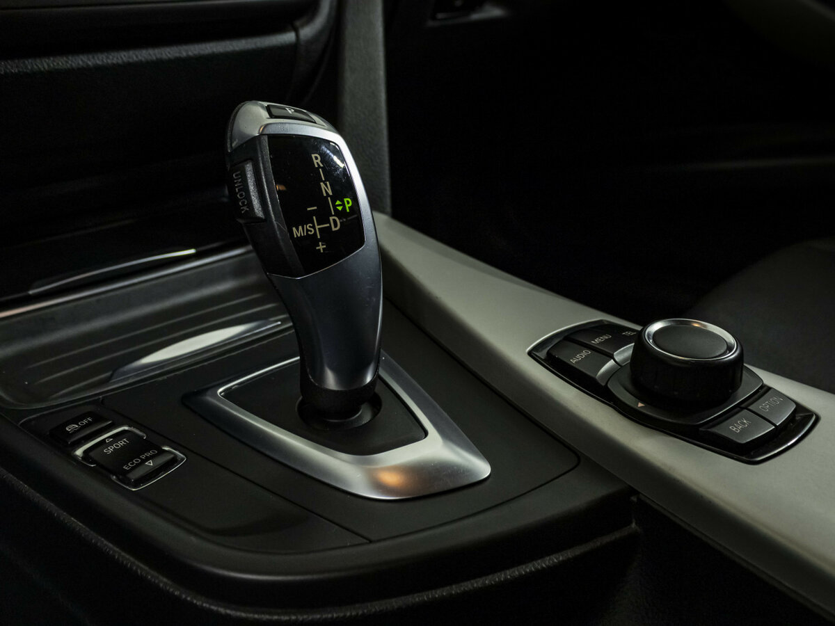 BMW 3 серии 320i VI (F3x), 2014 Фото №11