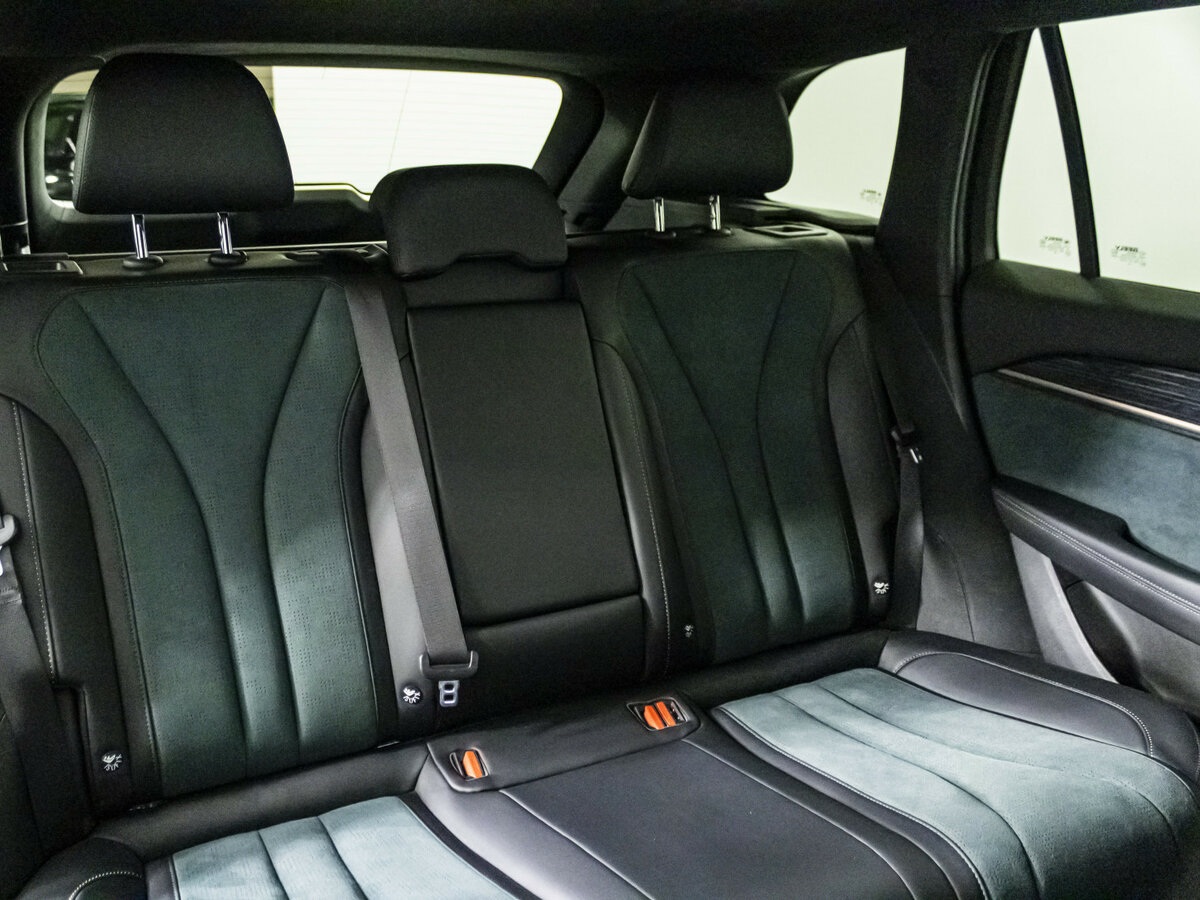 Geely Monjaro I, 2023 Фото №9