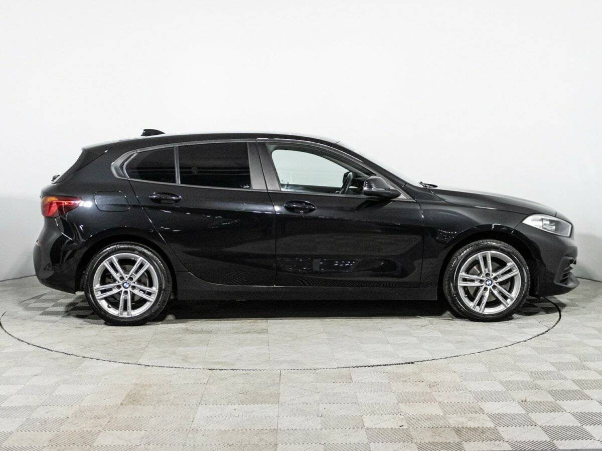 BMW 1 серии 116d III (F40), 2020 - 57 000 км. | Фото №4