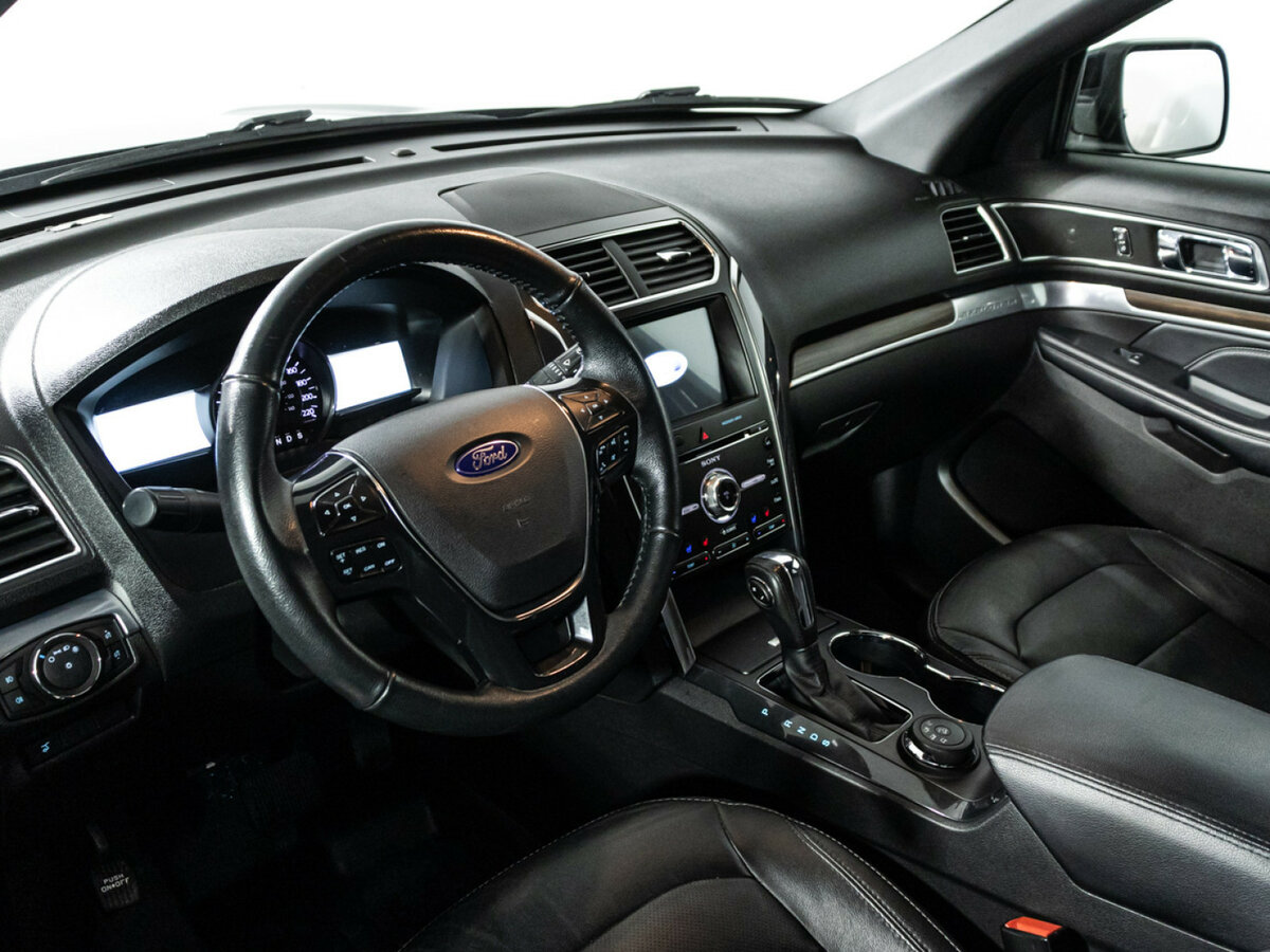 Ford Explorer V Рестайлинг 2, 2018 Фото №9