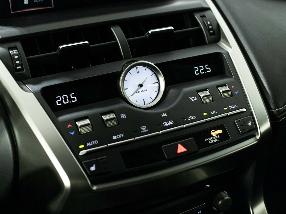 Lexus NX 200 I Рестайлинг, 2019 Фото №19