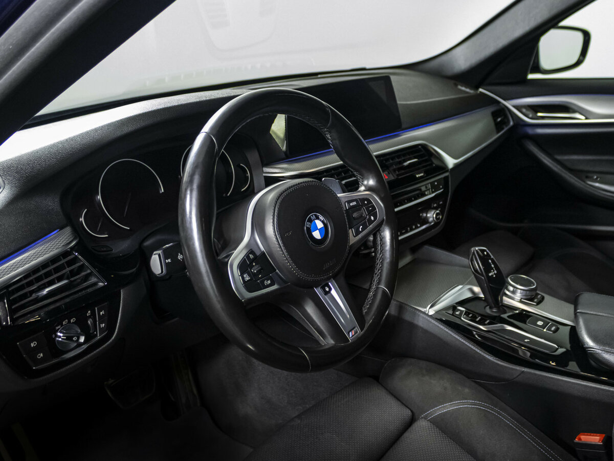 BMW 5 серии 520d xDrive VII (G30/G31/G38), 2018 Фото №9