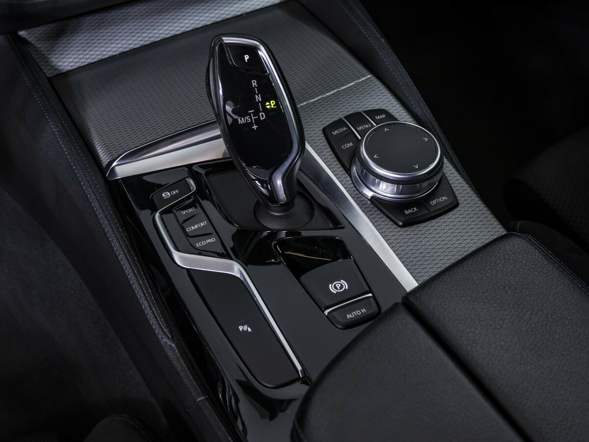 BMW 5 серии 520d xDrive VII (G30/G31/G38), 2018 Фото №14